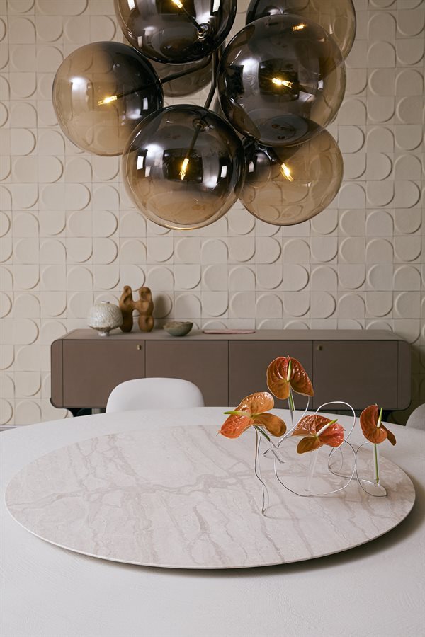 GallottiRadice_Selce-T_lazy susan_Stami Sideboard_Bolle Cielo_150RGB(1)